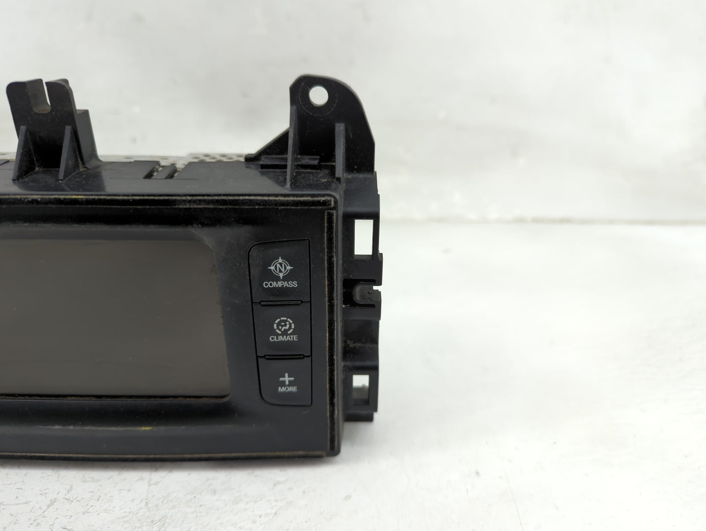 2017 Dodge Durango Radio AM FM Cd Player Receiver Replacement P/N:P68292899AD Y70VP2, 7812H-VP2 Fits OEM Used Auto Parts - O