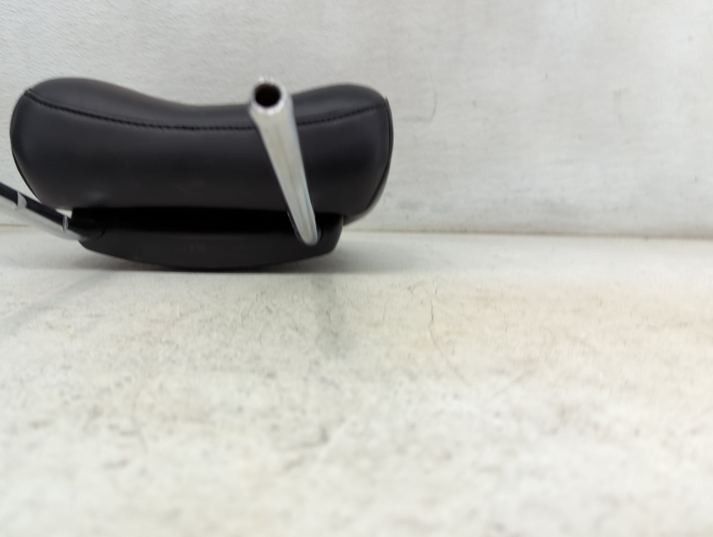2017 Dodge Durango Headrest Head Rest Front Driver Seat Black - Oemusedautoparts1.com