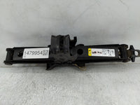 2017 Dodge Durango Spare Scissor Car Jack Black - Oemusedautoparts1.com