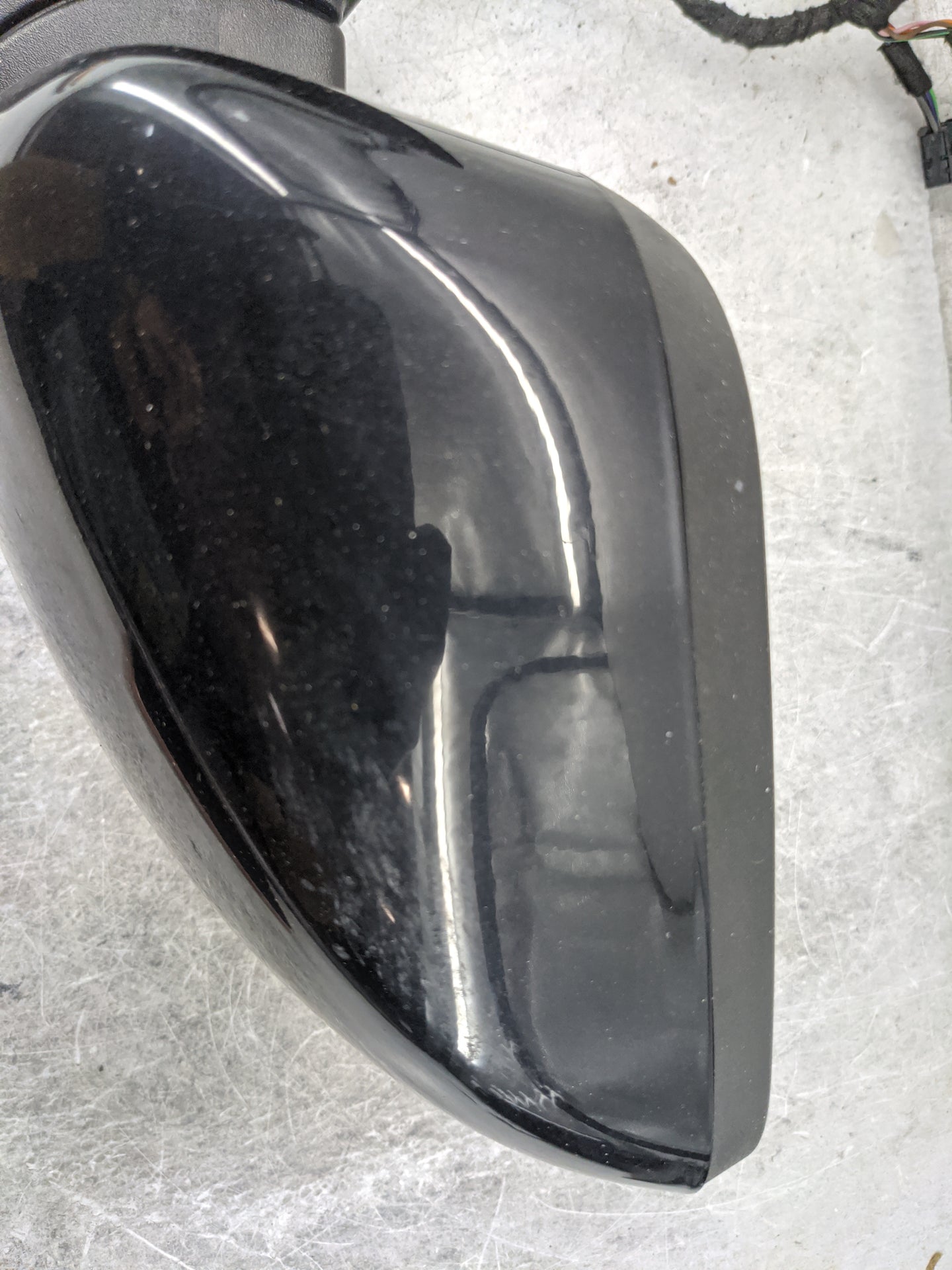 2011-2021 Dodge Durango Driver Side View Mirror - Left Door Mirror OEM Used - Oemusedautoparts1.com