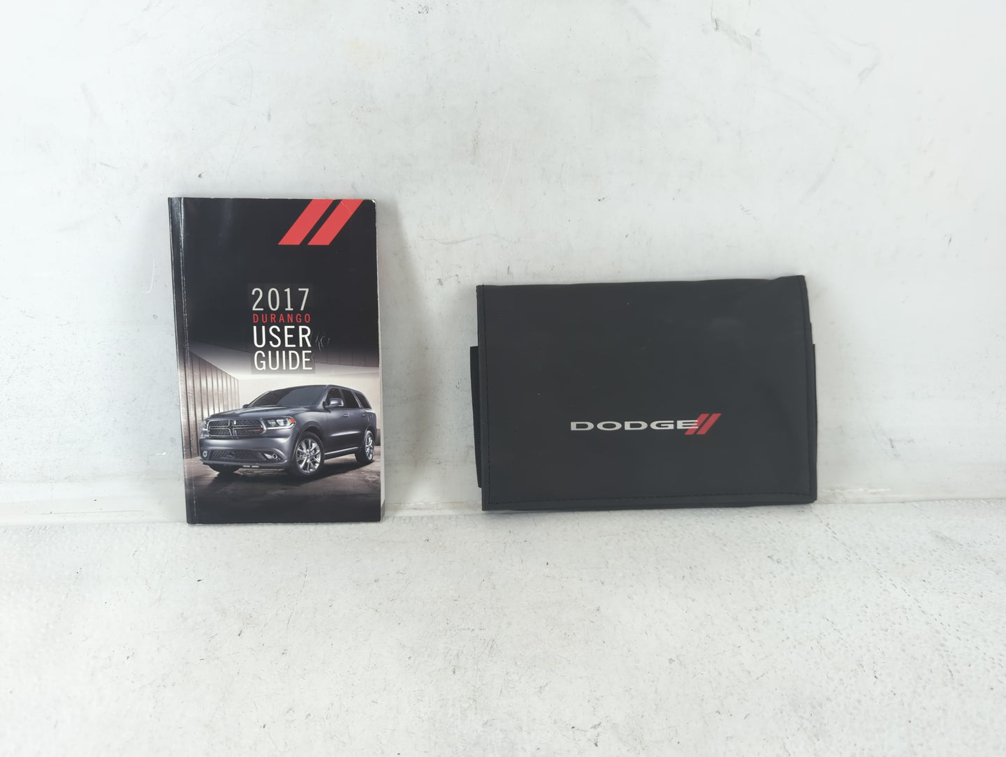 2017 Dodge Durango Owners Manual Book Guide P/N:17WD01-926-AA OEM Used Auto Parts - Oemusedautoparts1.com