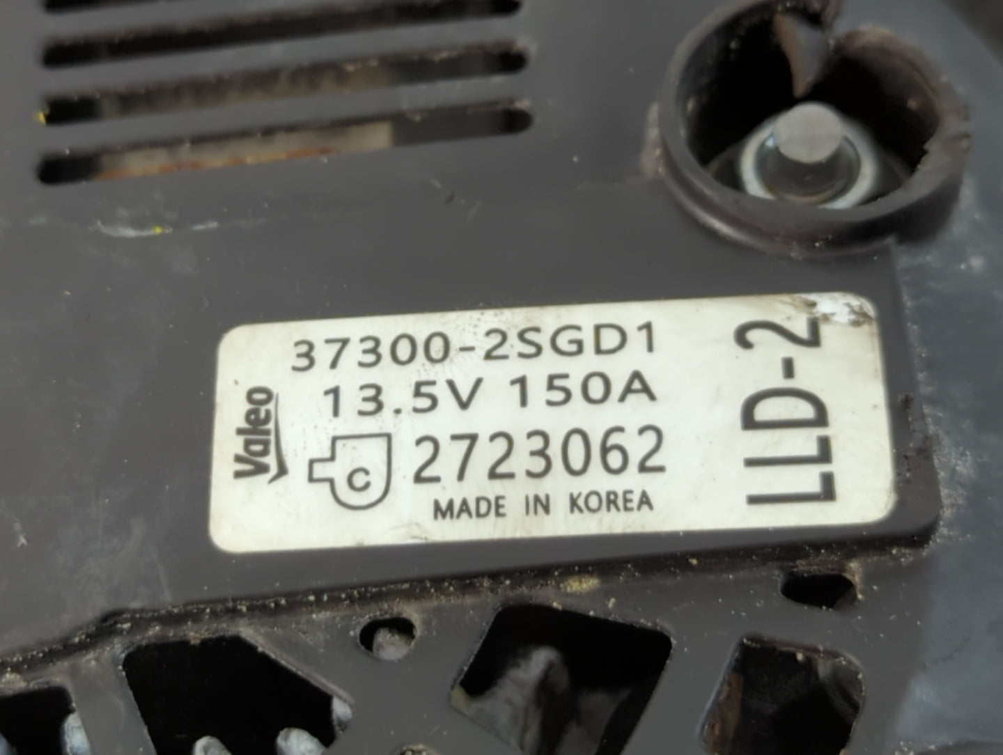 2011-2015 Dodge Durango Alternator Replacement Generator Charging Assembly Engine OEM P/N:37300-2SGD1 2723062 Fits OEM Used 