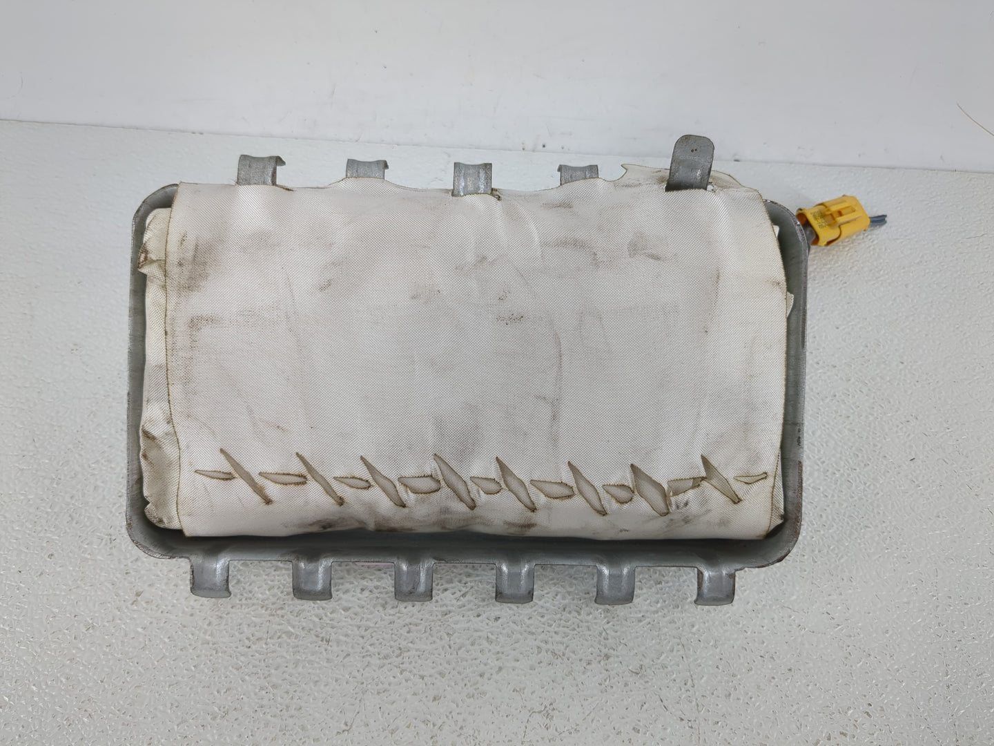2013-2020 Dodge Grand Caravan Air Bag Passenger Right Dashboard OEM P/N:P68086537AD Fits OEM Used Auto Parts - Oemusedautopa