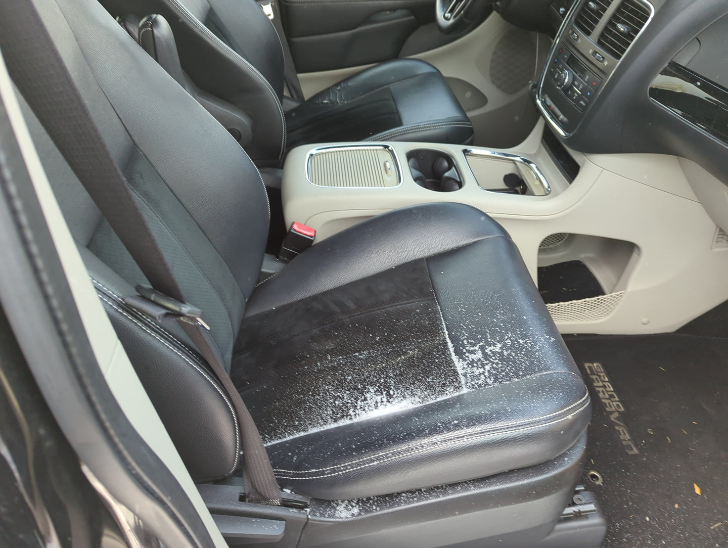 2011-2018 Dodge Grand Caravan Passenger Front Seat Oem - Oemusedautoparts1.com