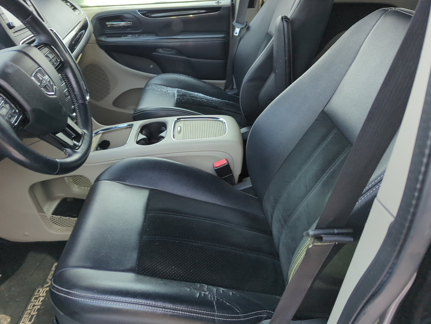 2011-2018 Dodge Grand Caravan Driver Front Seat Oem - Oemusedautoparts1.com