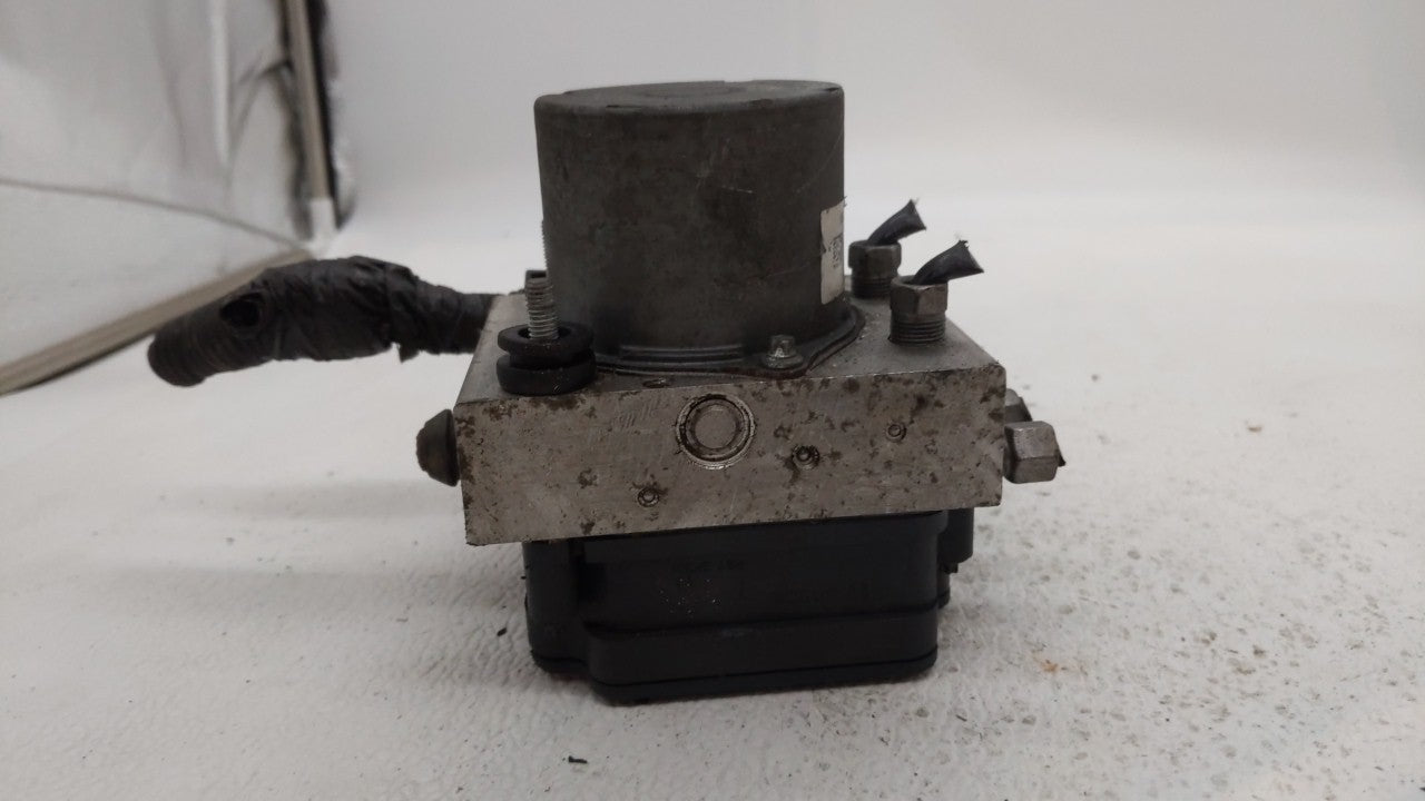 2015-2018 Dodge Grand Caravan ABS Pump Control Module Replacement P/N:P68183803AC Fits Fits 2015 2016 2017 2018 OEM Used Aut