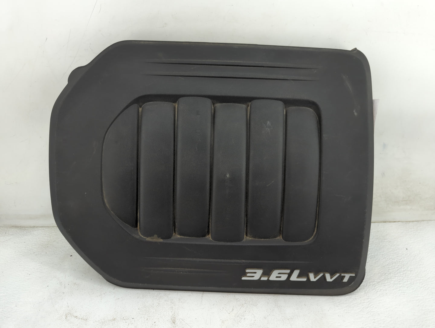 2017 Dodge Grand Caravan Engine Cover - Oemusedautoparts1.com