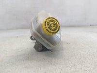 2012-2020 Dodge Grand Caravan Brake Master Cylinder 1498306 - Oemusedautoparts1.com
