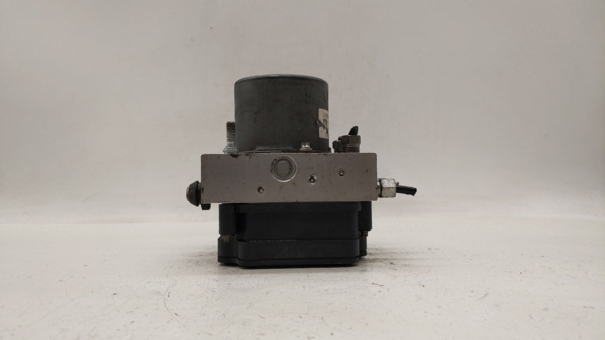 2015-2020 Dodge Grand Caravan Anti-Lock Brake ABS Pump Module Actuator OEM P/N:P68183803AC 68183803AC Fits OEM Used Auto Par