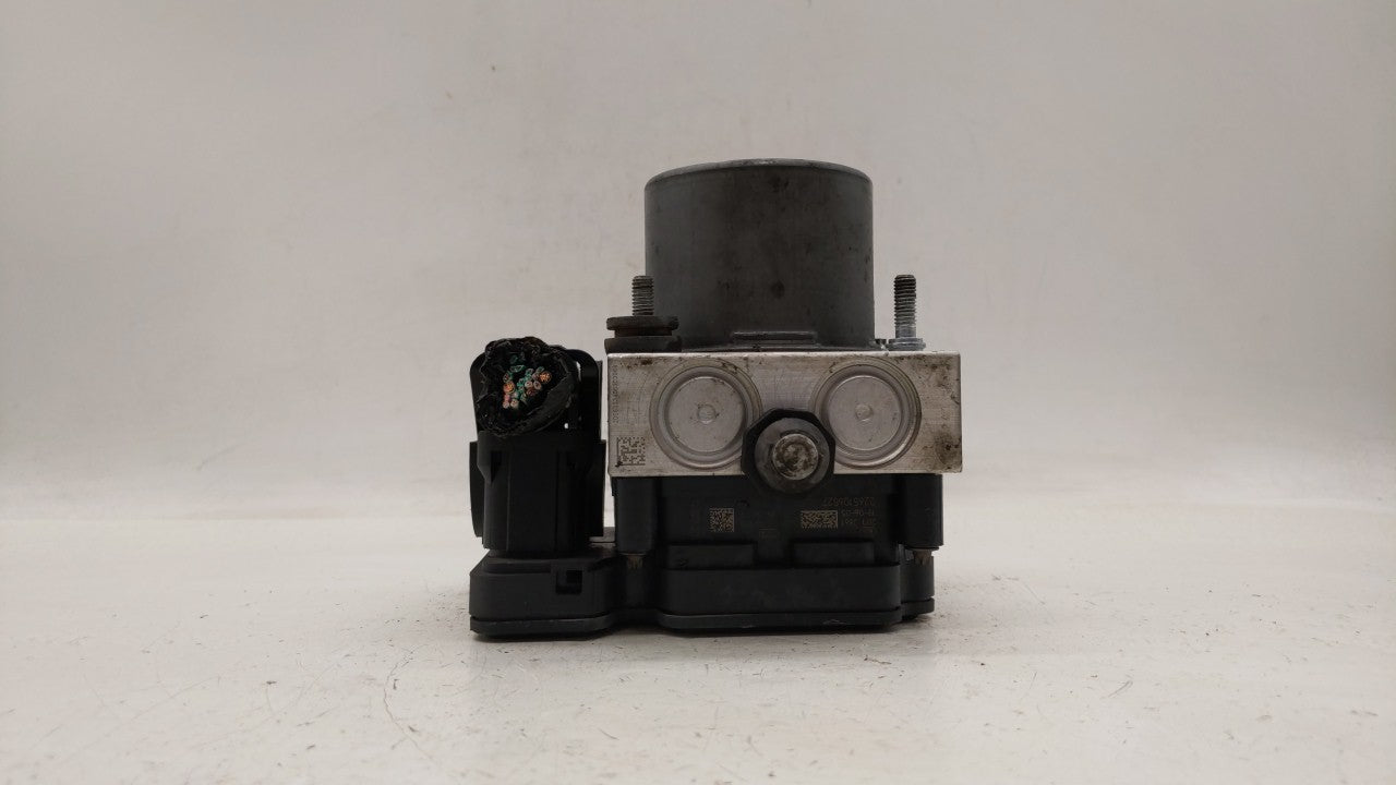 2015-2018 Dodge Grand Caravan ABS Pump Control Module Replacement P/N:P68183803AC 68183803AC Fits Fits 2015 2016 2017 2018 O