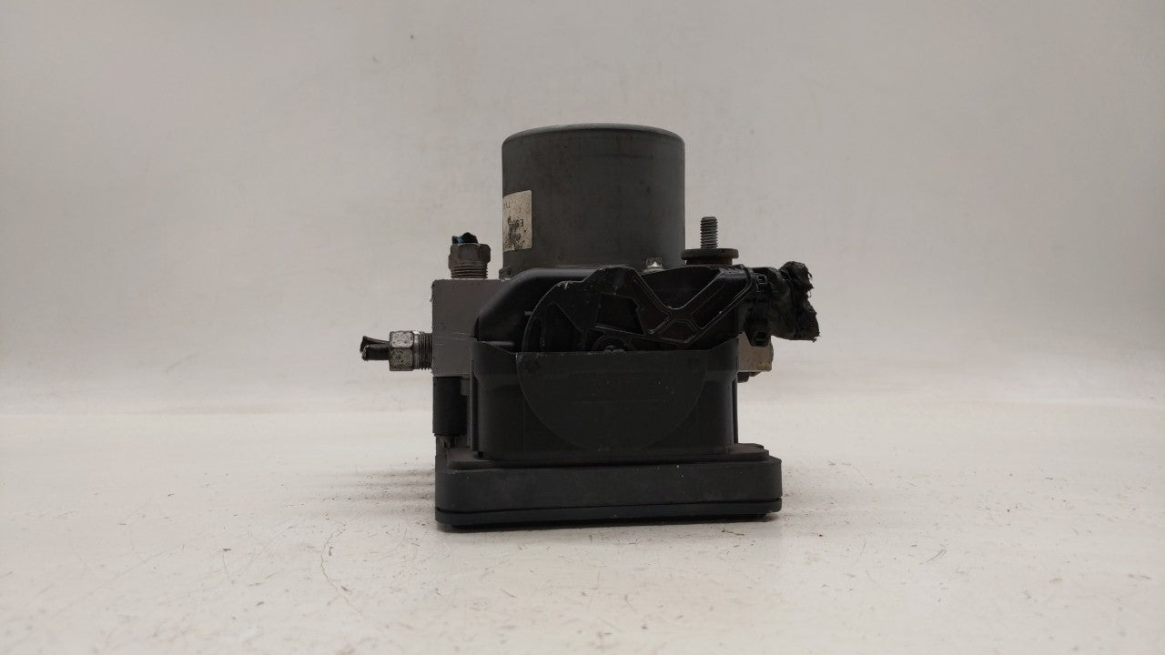 2015-2018 Dodge Grand Caravan ABS Pump Control Module Replacement P/N:P68183803AC 68183803AC Fits Fits 2015 2016 2017 2018 O