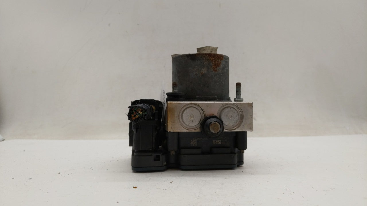 2015-2018 Dodge Grand Caravan ABS Pump Control Module Replacement P/N:P68183803AC 68183803AC Fits Fits 2015 2016 2017 2018 O