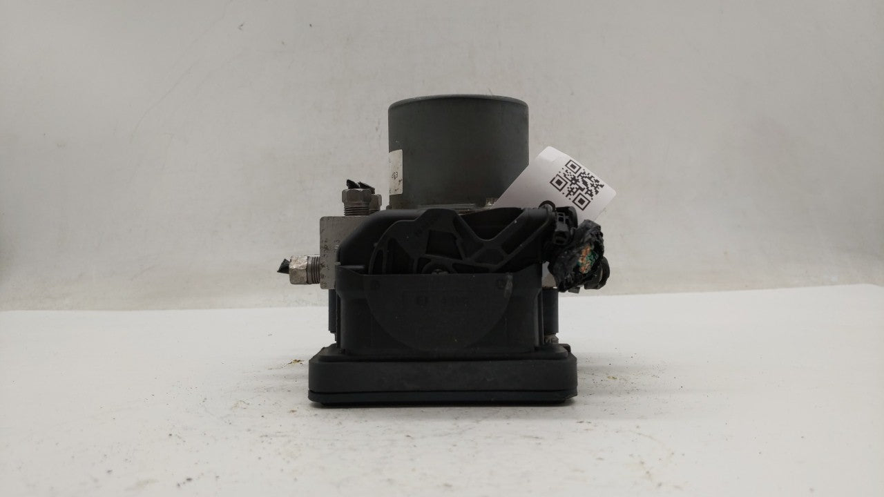 2015-2018 Dodge Grand Caravan ABS Pump Control Module Replacement P/N:P68183803AC 68183803AC Fits Fits 2015 2016 2017 2018 O