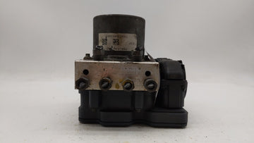 2015-2018 Dodge Grand Caravan ABS Pump Control Module Replacement P/N:P68183803AC 68183803AC Fits Fits 2015 2016 2017 2018 O