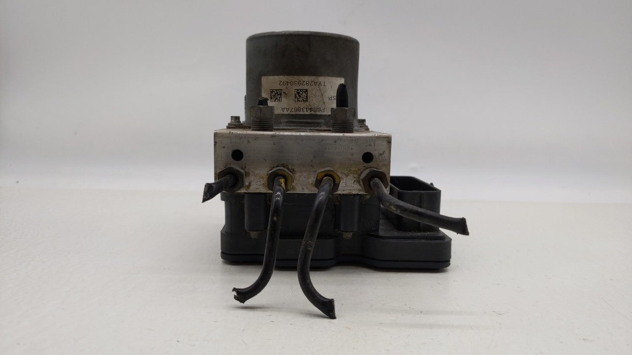 2015-2018 Dodge Grand Caravan ABS Pump Control Module Replacement P/N:P68183803AC 68183803AC Fits Fits 2015 2016 2017 2018 O