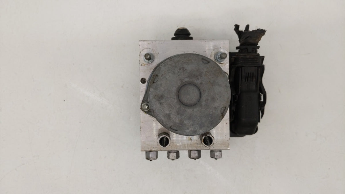2015-2020 Dodge Grand Caravan Anti-Lock Brake ABS Pump Module Actuator OEM P/N:P68183803AC 68183803AC Fits OEM Used Auto Par