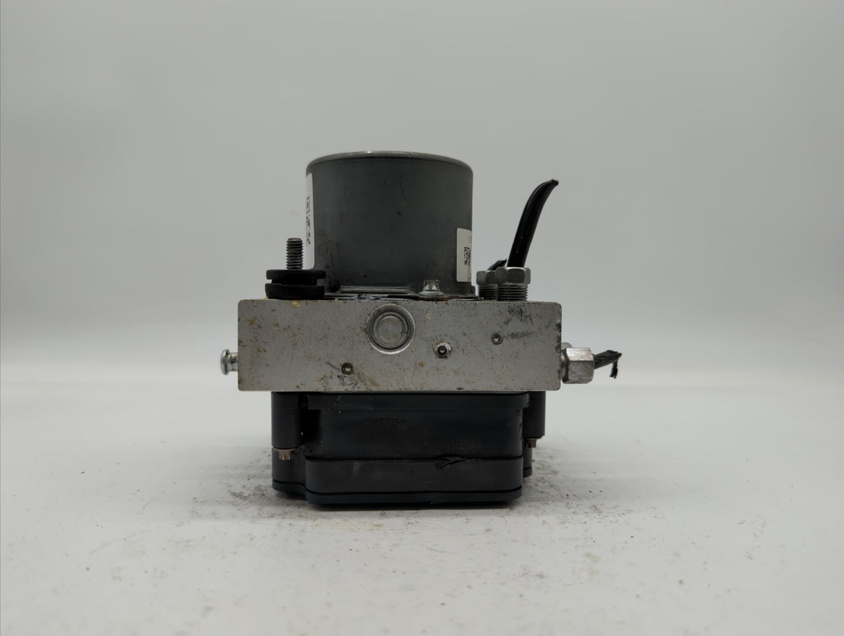 2015-2020 Dodge Grand Caravan Anti-Lock Brake ABS Pump Module Actuator OEM P/N:P68183803AC 68183803AC Fits OEM Used Auto Par