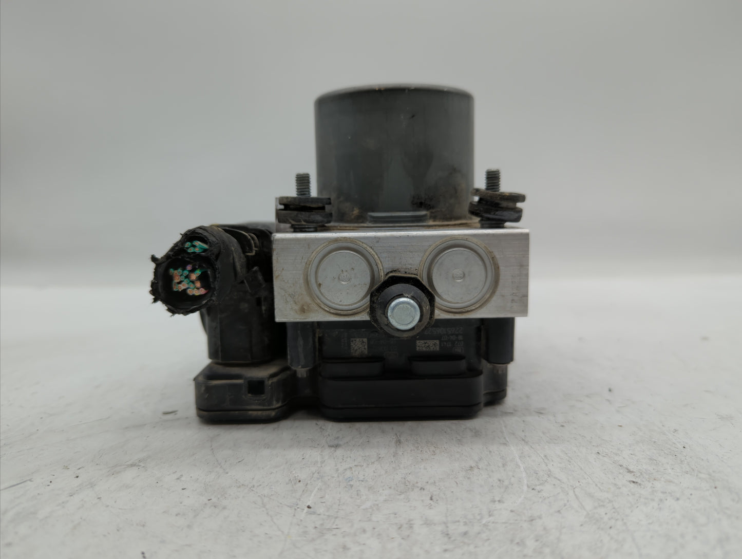 2015-2018 Dodge Grand Caravan ABS Pump Control Module Replacement P/N:P68183803AC 68183803AC Fits Fits 2015 2016 2017 2018 O