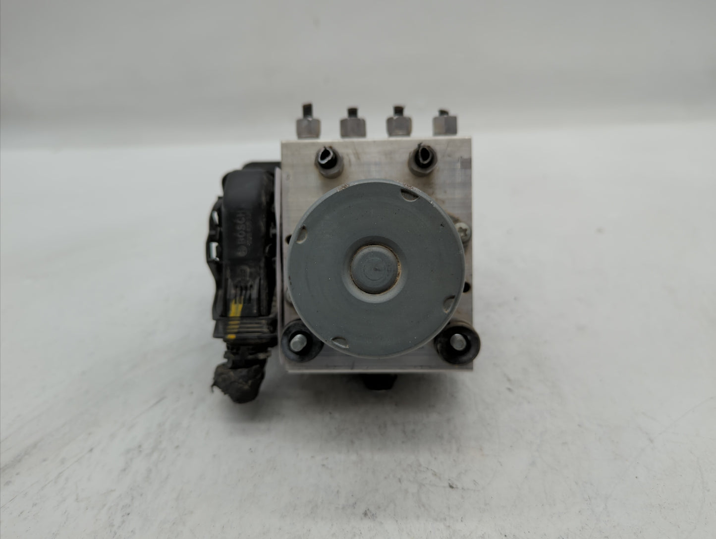 2015-2018 Dodge Grand Caravan ABS Pump Control Module Replacement P/N:P68183803AC 68183803AC Fits Fits 2015 2016 2017 2018 O