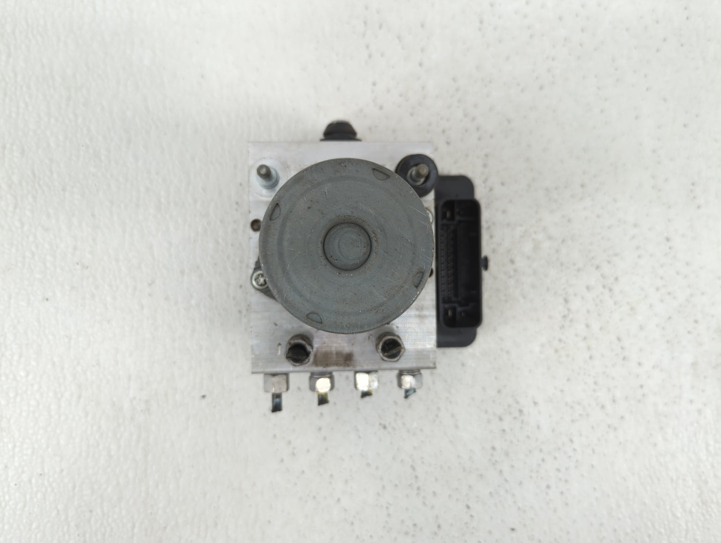 2015-2020 Dodge Grand Caravan ABS Pump Control Module Replacement P/N:68183803AC P68183803AC Fits OEM Used Auto Parts - Oemu