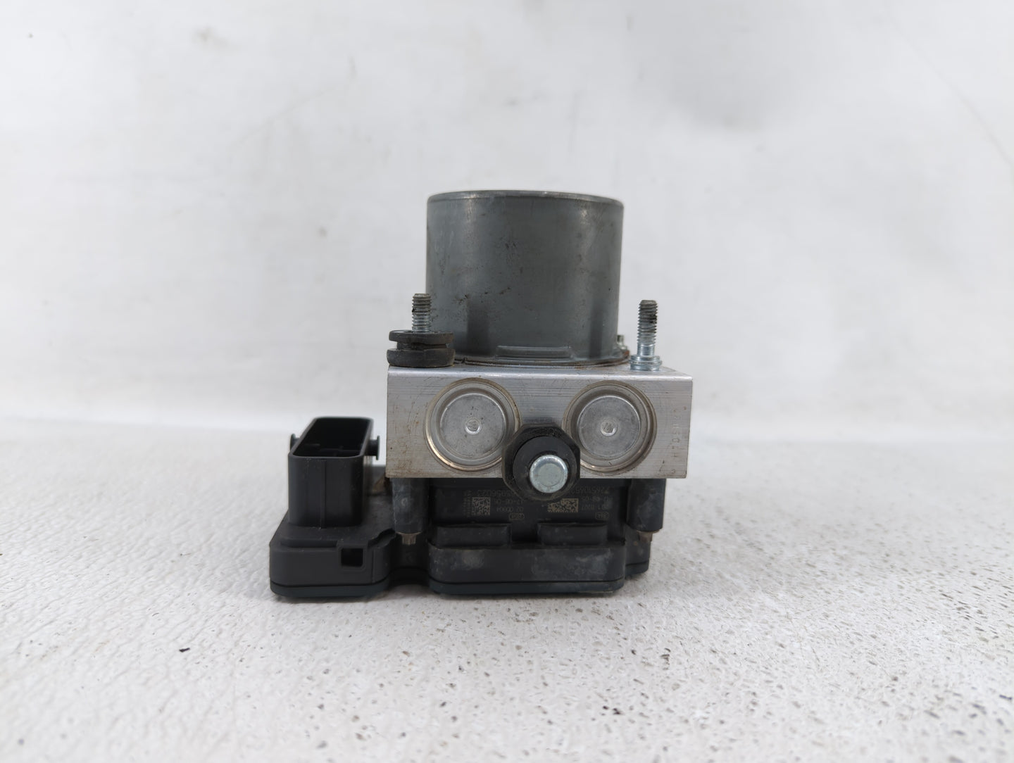 2015-2020 Dodge Grand Caravan ABS Pump Control Module Replacement P/N:68183803AC P68183803AC Fits OEM Used Auto Parts - Oemu