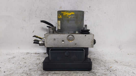 2015-2018 Dodge Grand Caravan ABS Pump Control Module Replacement P/N:P68183803AC Fits Fits 2015 2016 2017 2018 OEM Used Aut