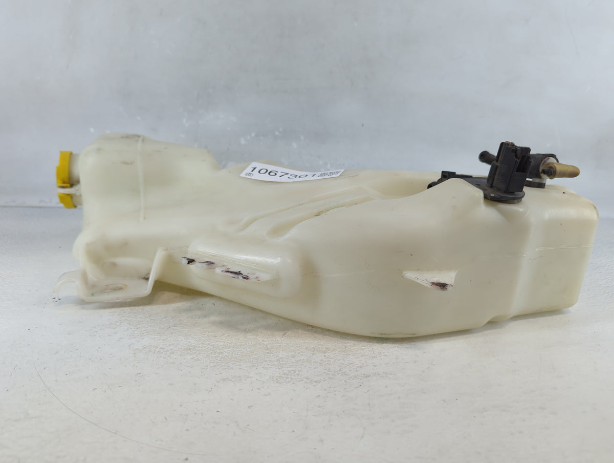 2017 Dodge Journey Windshield Washer Fluid Reservoir Bottle Oem 1067301 - Oemusedautoparts1.com