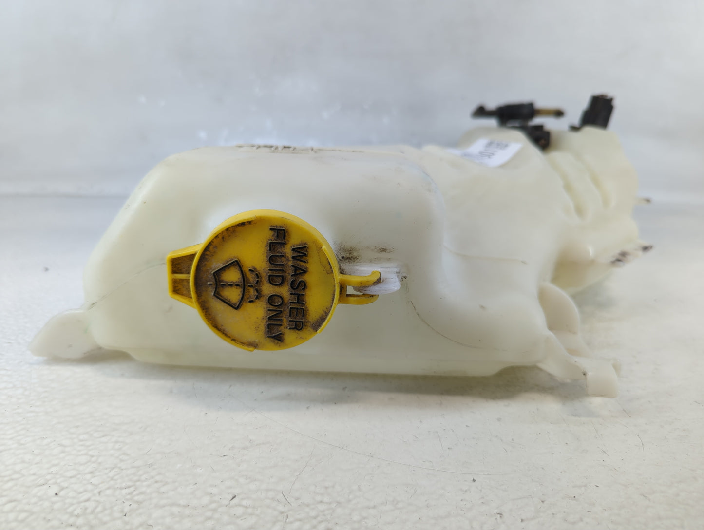 2017 Dodge Journey Windshield Washer Fluid Reservoir Bottle Oem - Oemusedautoparts1.com