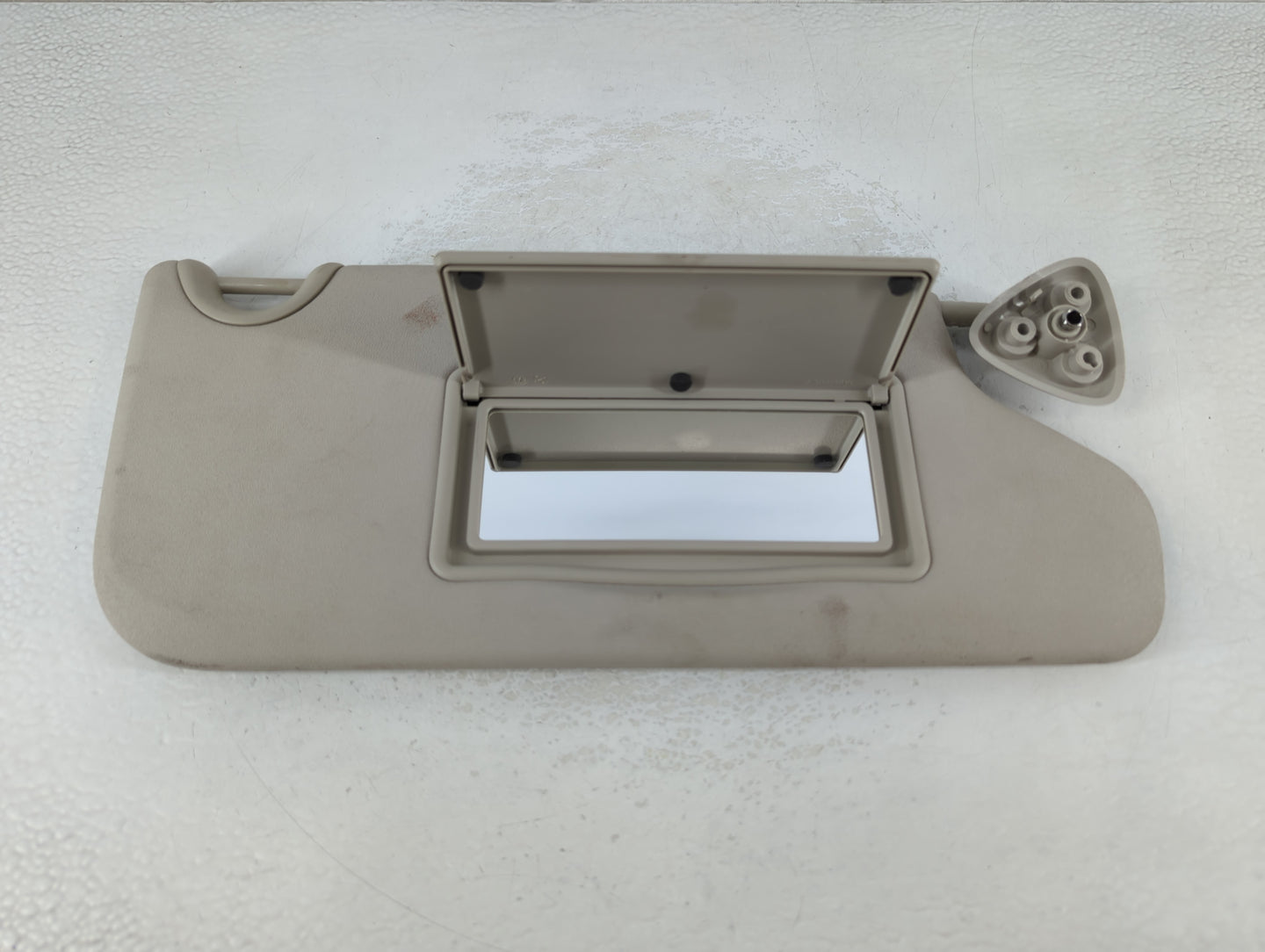 2017 Dodge Journey Sun Visor Shade Replacement Passenger Right Mirror Fits OEM Used Auto Parts - Oemusedautoparts1.com