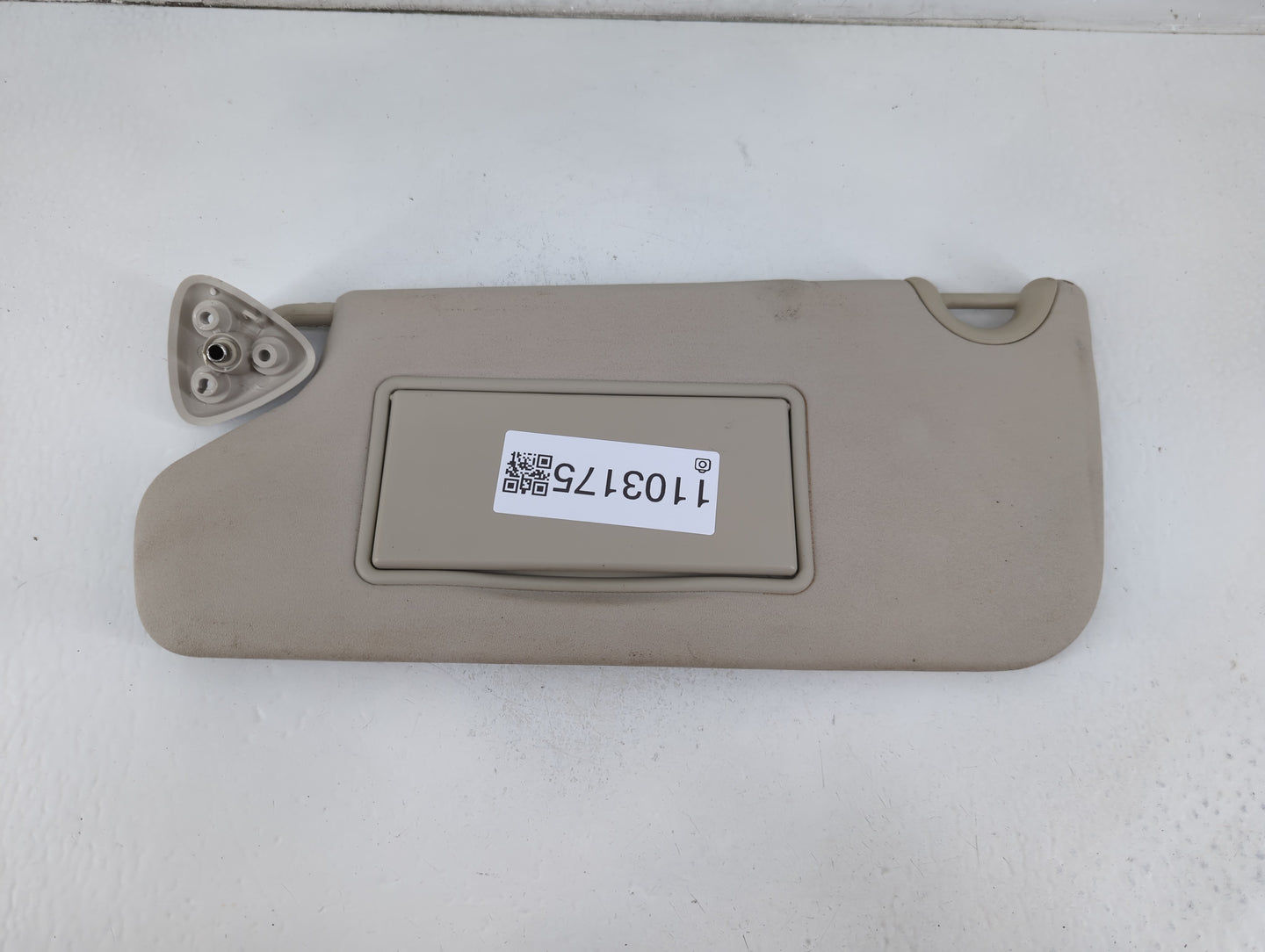 2017 Dodge Journey Sun Visor Shade Replacement Driver Left Mirror Fits OEM Used Auto Parts - Oemusedautoparts1.com