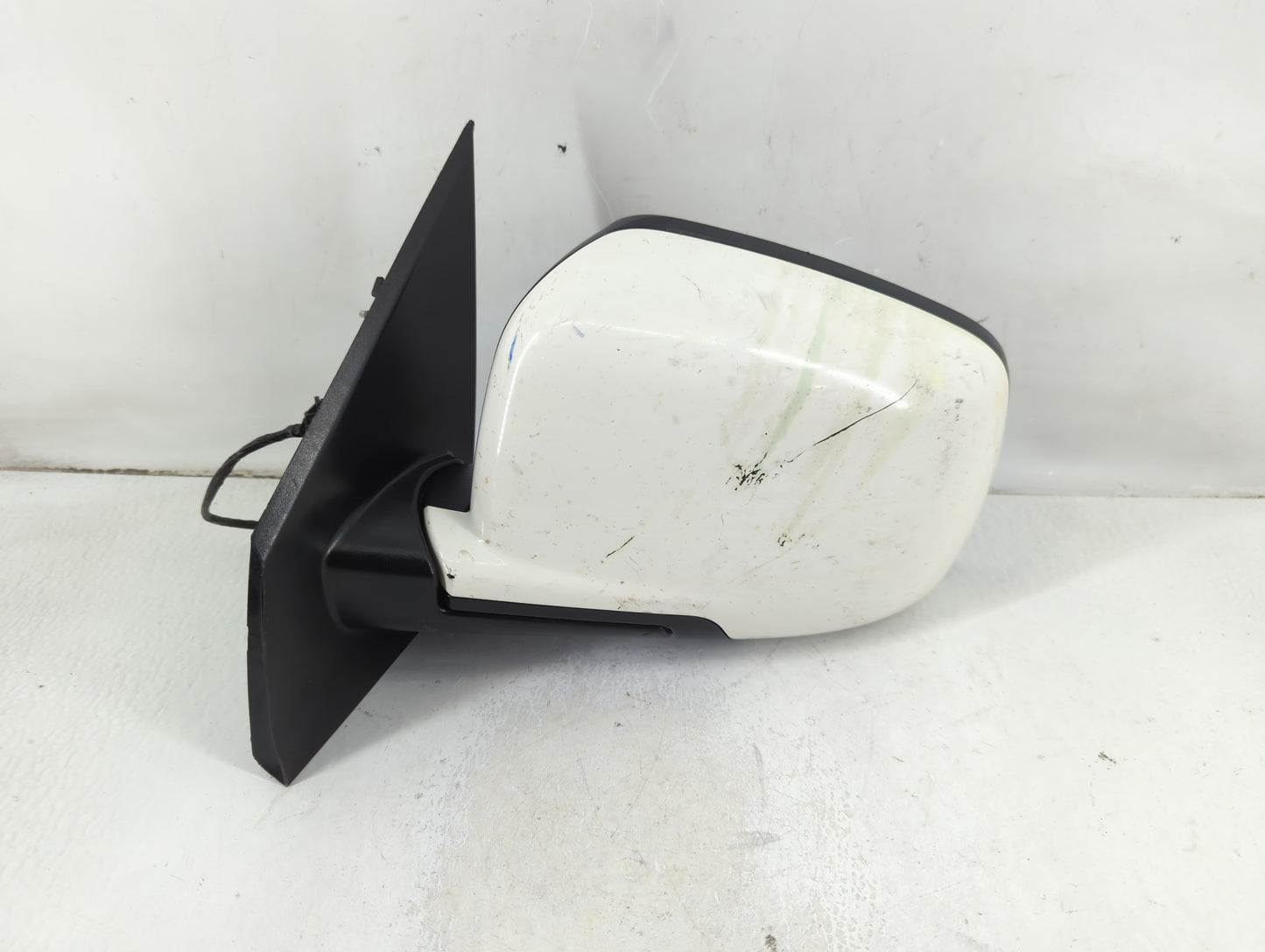2017 Dodge Journey Driver Side View Mirror - Left Door Mirror OEM Used - Oemusedautoparts1.com
