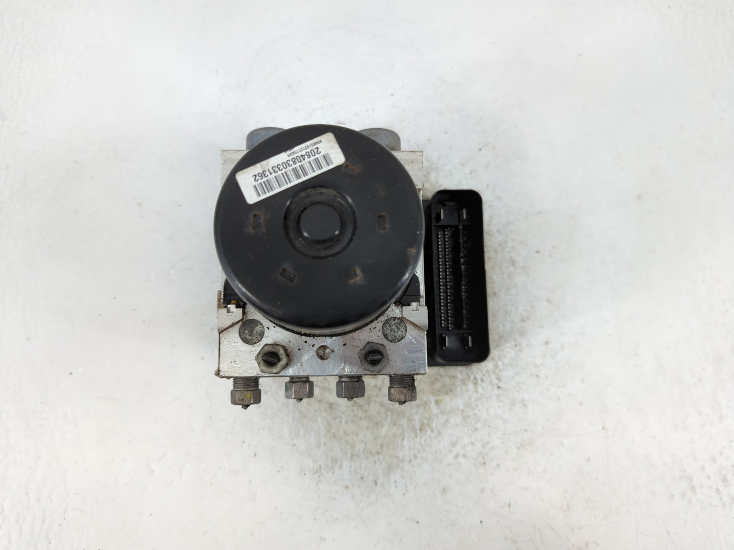 2017 Dodge Journey ABS Pump Control Module Replacement P/N:P68272500AD Fits OEM Used Auto Parts - Oemusedautoparts1.com