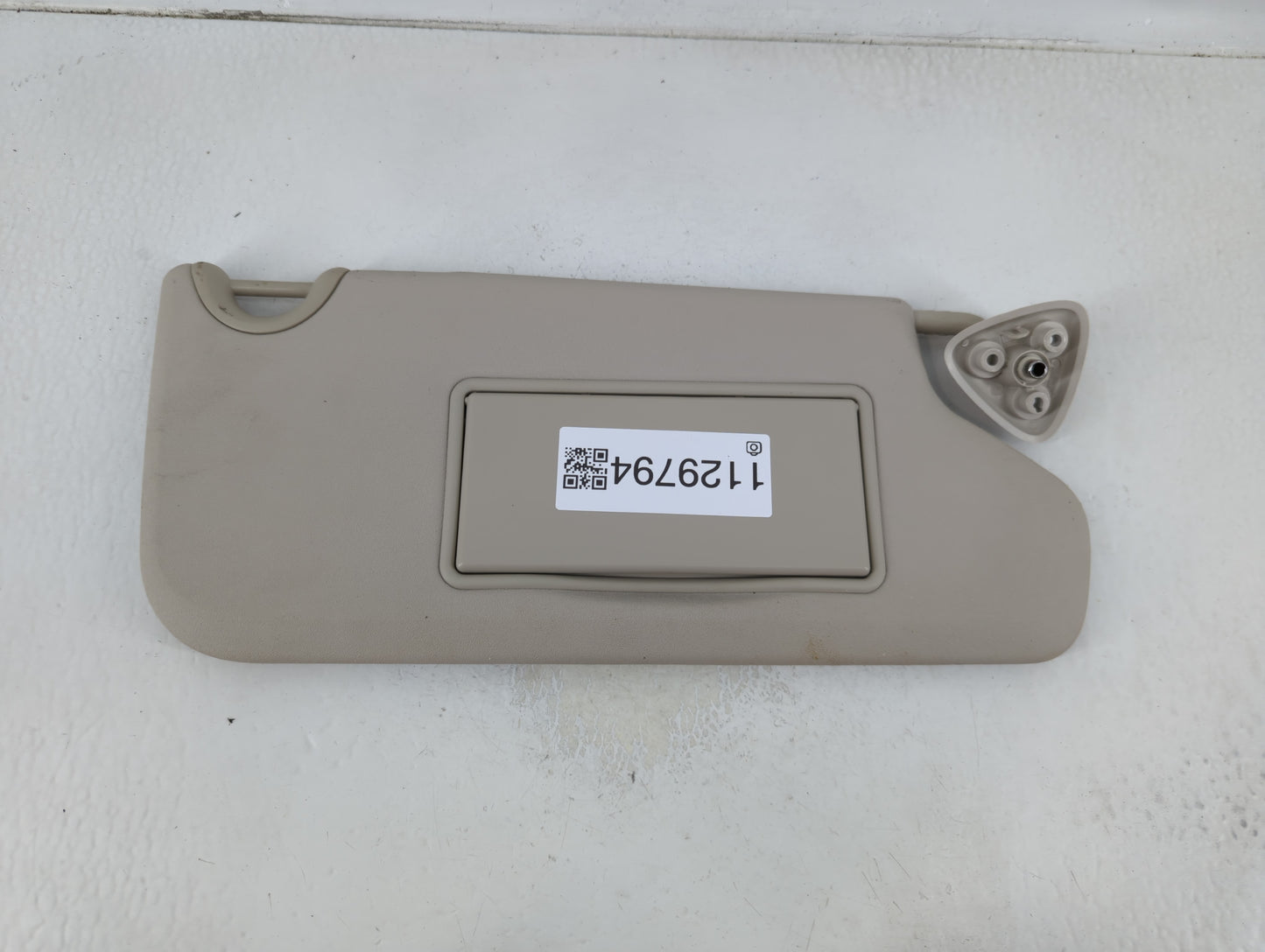 2017 Dodge Journey Sun Visor Shade Replacement Passenger Right Mirror Fits OEM Used Auto Parts - Oemusedautoparts1.com