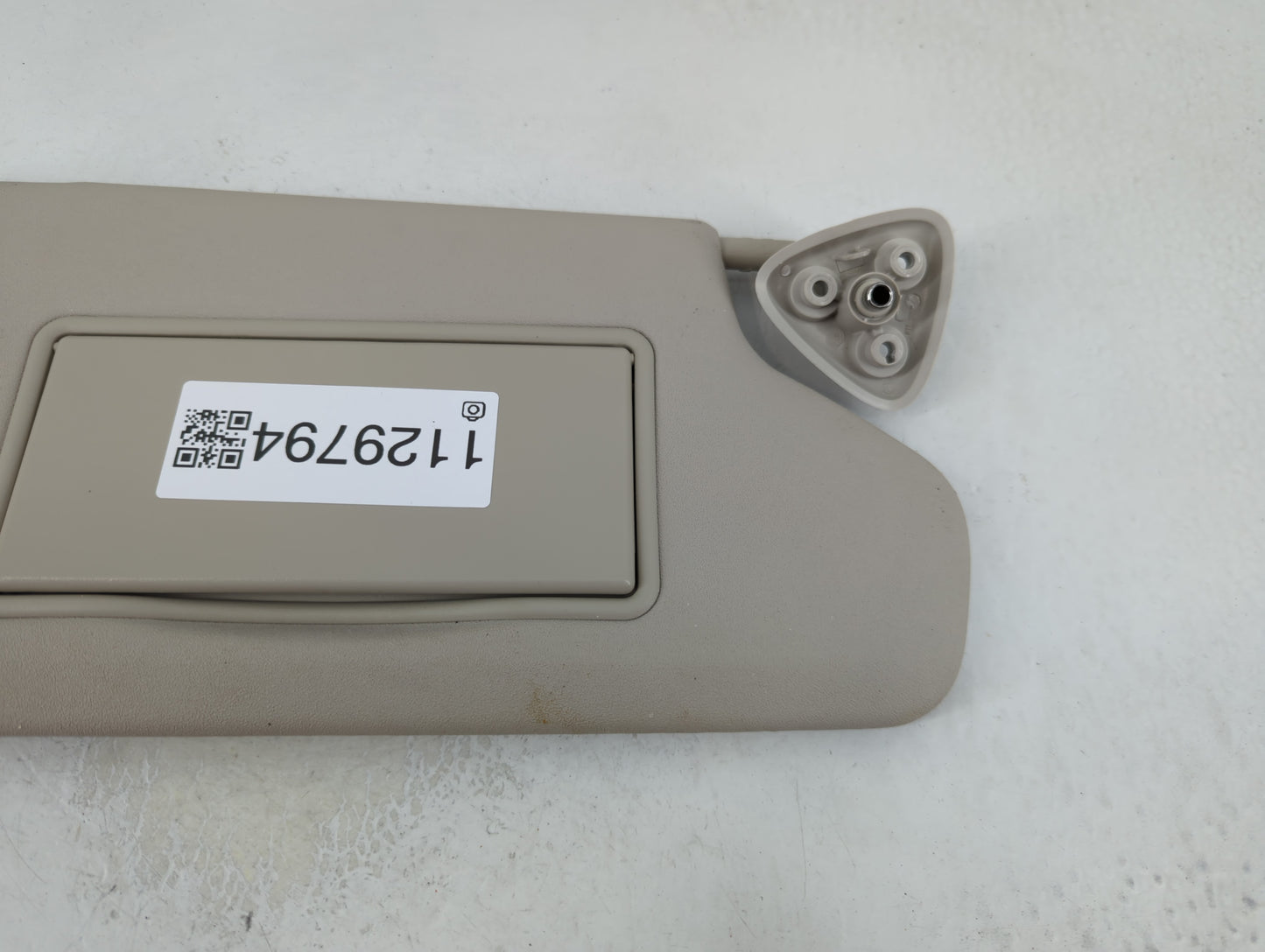 2017 Dodge Journey Sun Visor Shade Replacement Passenger Right Mirror Fits OEM Used Auto Parts - Oemusedautoparts1.com