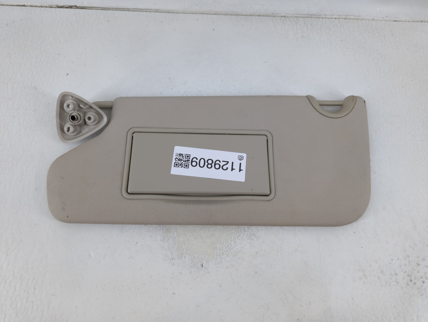 2017 Dodge Journey Sun Visor Shade Replacement Driver Left Mirror Fits OEM Used Auto Parts - Oemusedautoparts1.com