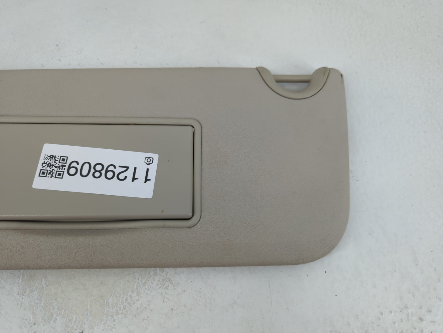 2017 Dodge Journey Sun Visor Shade Replacement Driver Left Mirror Fits OEM Used Auto Parts - Oemusedautoparts1.com