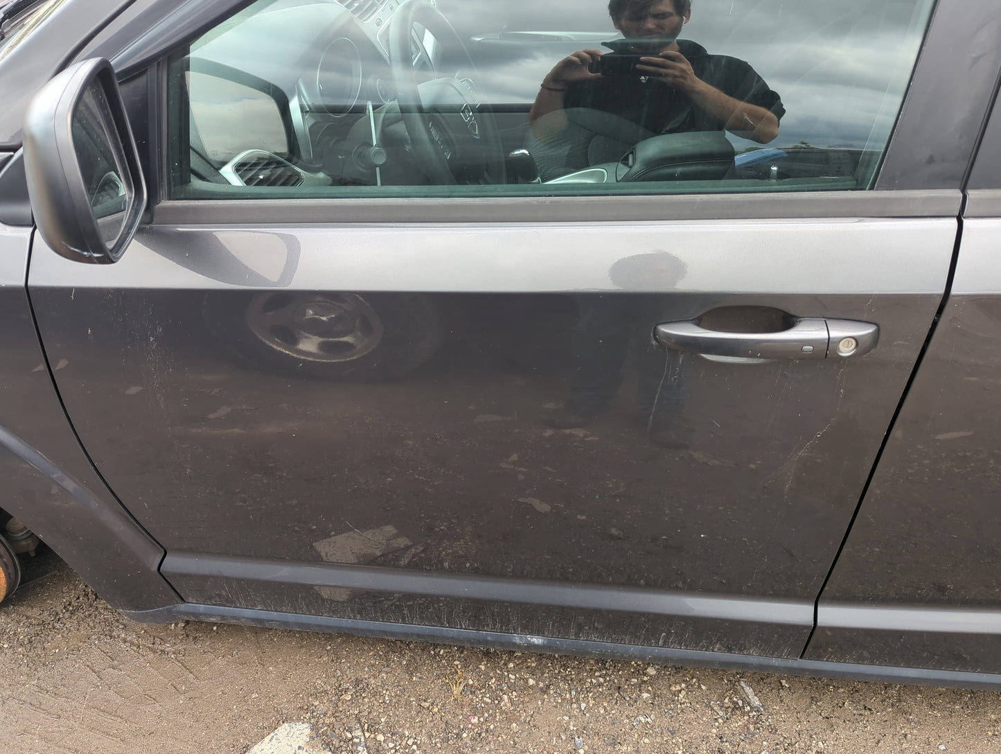 2017 Dodge Journey Driver Front Door Oem - Oemusedautoparts1.com