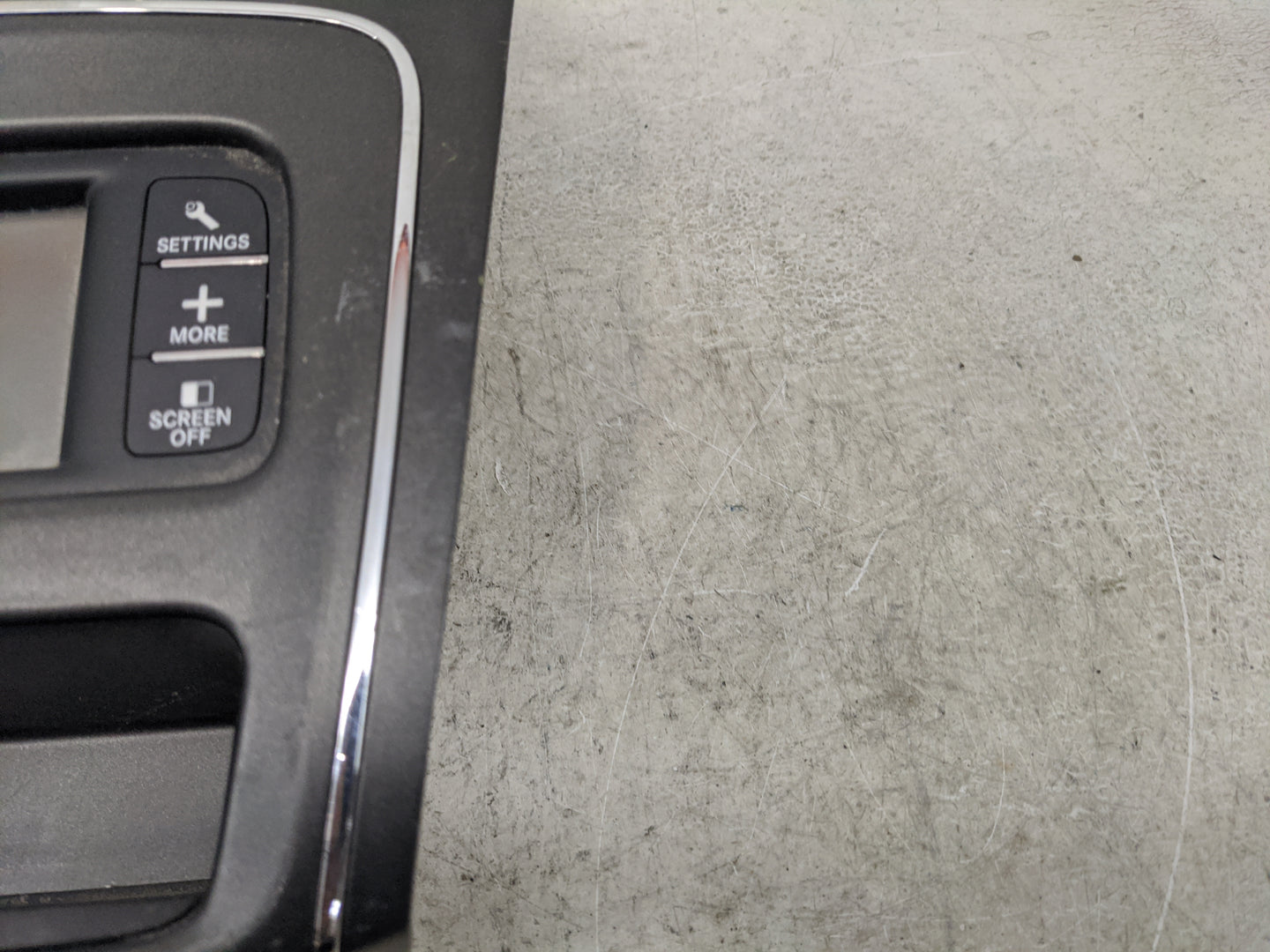 2017 Dodge Journey Information Display Screen 1130271 - Oemusedautoparts1.com