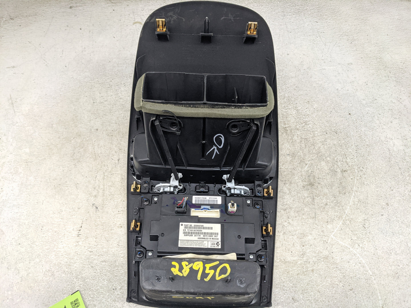 2017 Dodge Journey Information Display Screen 1130271 - Oemusedautoparts1.com