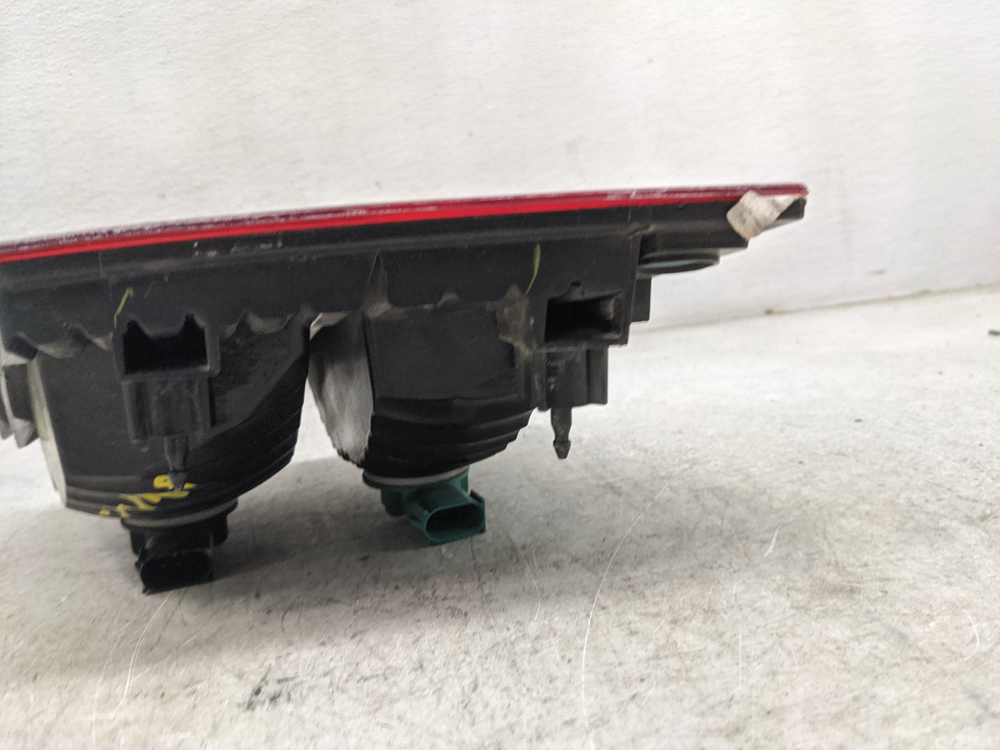 2017 Dodge Journey Passenger Right Side Deck Lid Mounted Tail Light 1130304 - Oemusedautoparts1.com