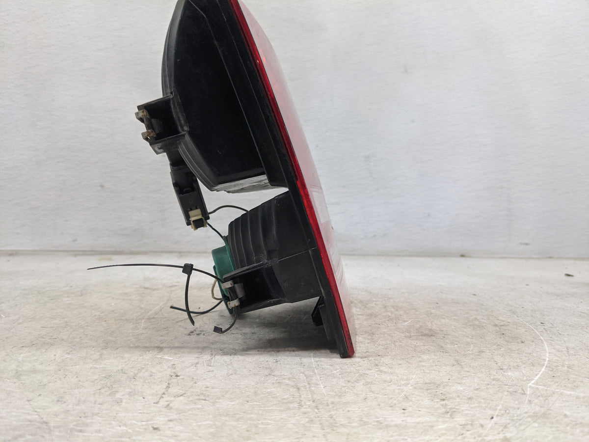 2017 Dodge Journey Driver Left Side Deck Lid Mounted Tail Light 1130305 - Oemusedautoparts1.com