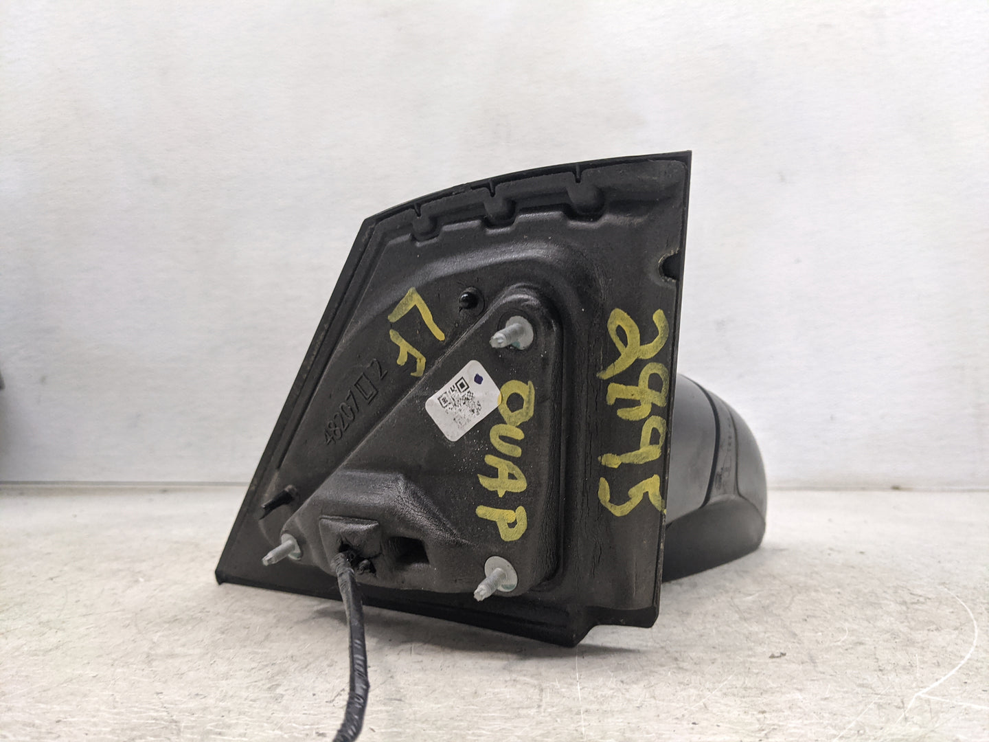2017 Dodge Journey Driver Side View Mirror - Left Door Mirror OEM Used - Oemusedautoparts1.com
