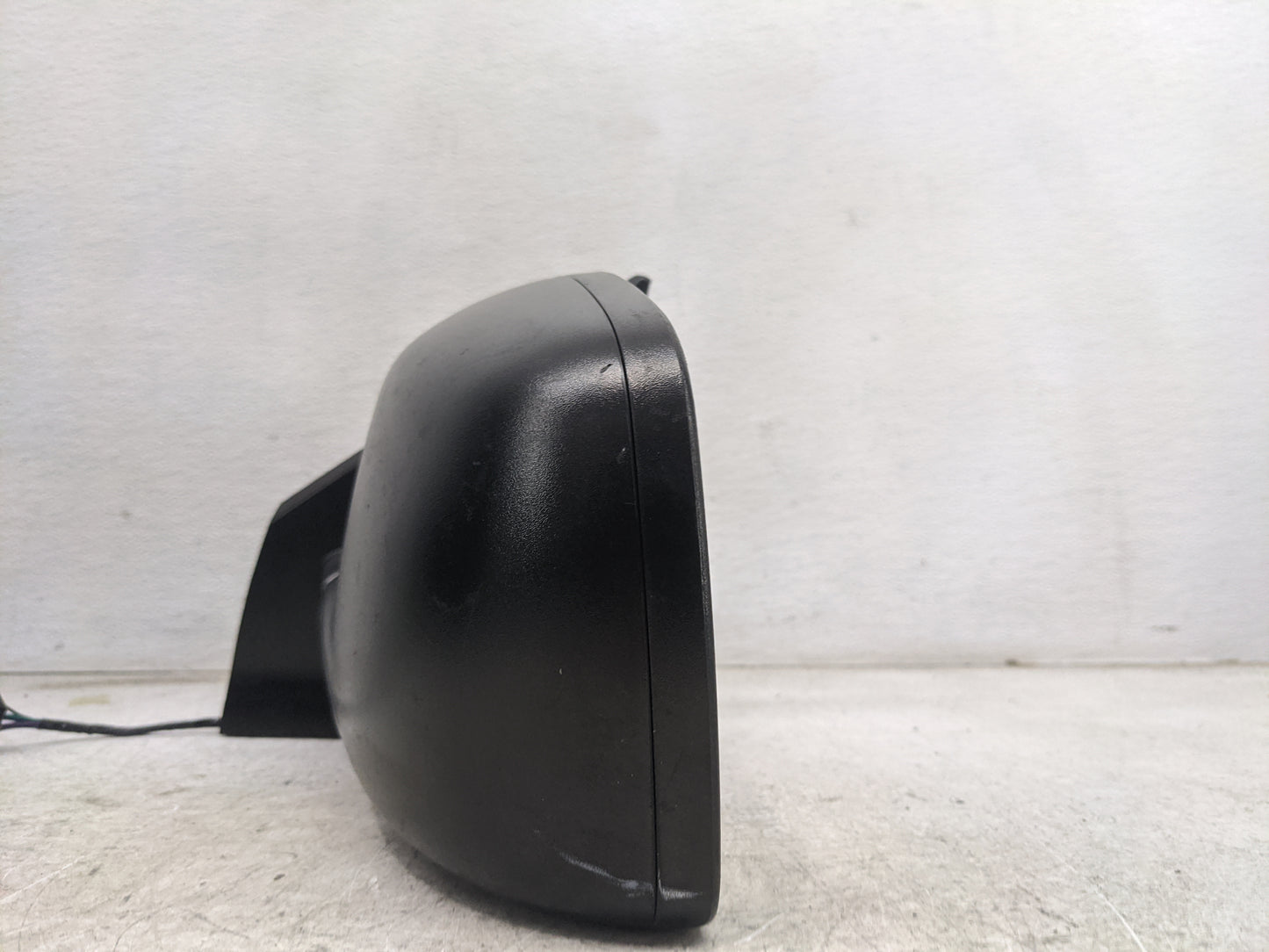 2017 Dodge Journey Driver Side View Mirror - Left Door Mirror OEM Used - Oemusedautoparts1.com