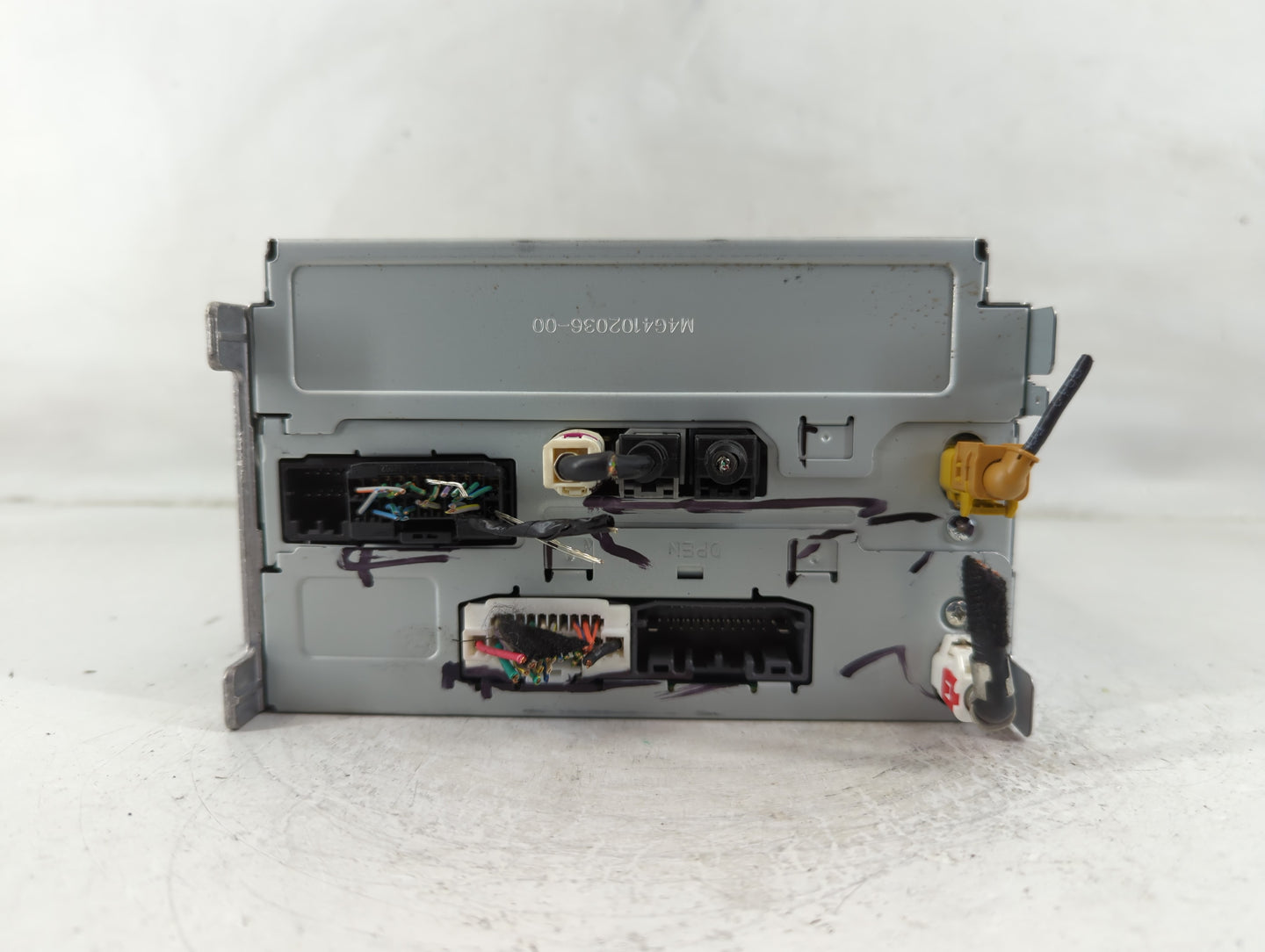 2017 Dodge Journey Radio AM FM Cd Player Receiver Replacement P/N:P68308772AB Fits OEM Used Auto Parts - Oemusedautoparts1.c
