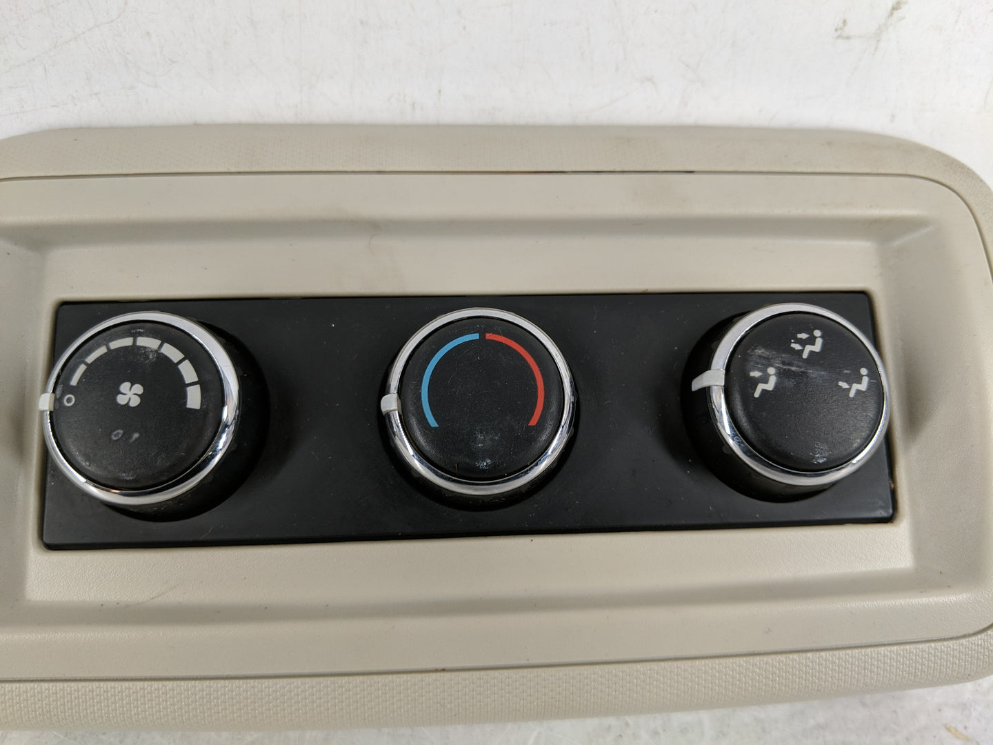 2011-2020 Dodge Journey Climate Control Module Temperature AC/Heater Replacement P/N:55111312AC Fits OEM Used Auto Parts - O