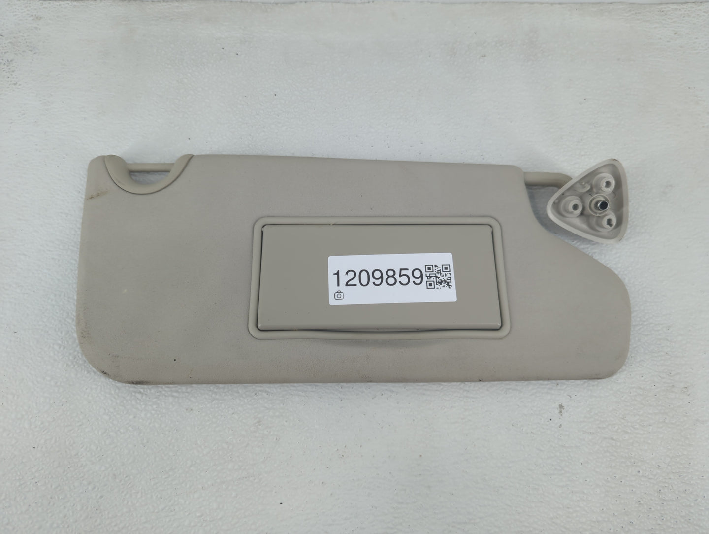 2017 Dodge Journey Sun Visor Shade Replacement Driver Left Mirror Fits OEM Used Auto Parts - Oemusedautoparts1.com