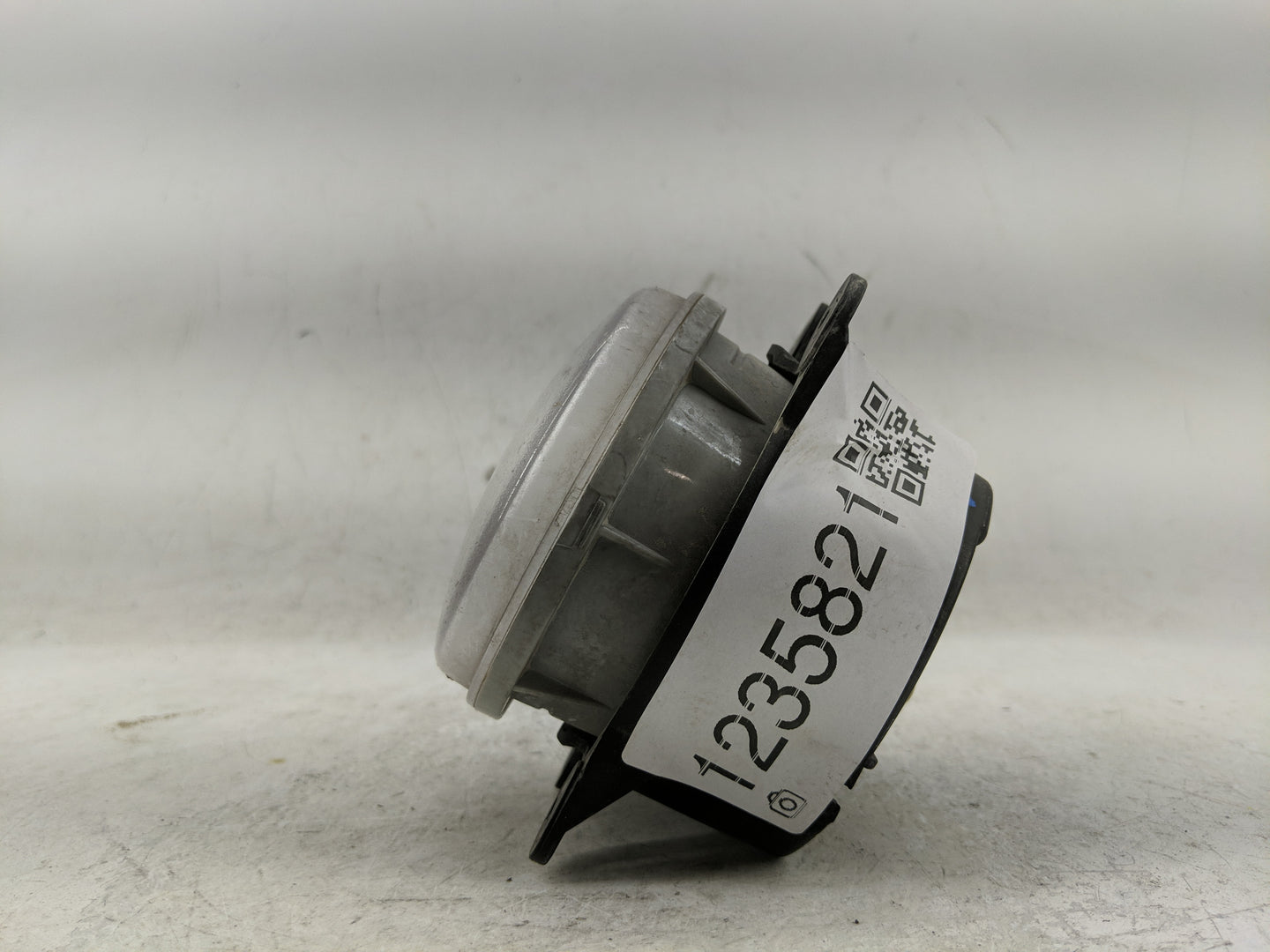 2018-2020 Dodge Journey Passenger Right Oem Front Light Lamp - Oemusedautoparts1.com