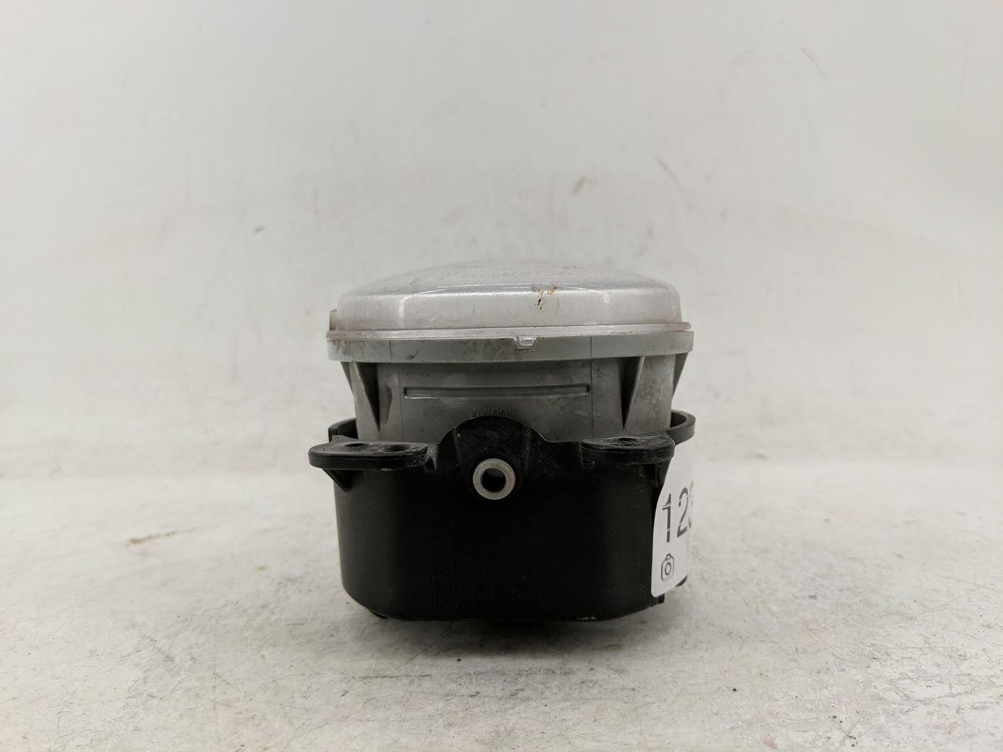 2018-2020 Dodge Journey Passenger Right Oem Front Light Lamp - Oemusedautoparts1.com