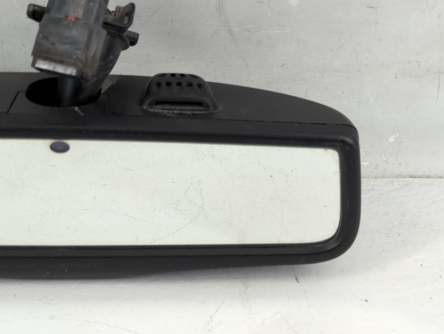2017 Dodge Journey Interior Rear View Mirror Replacement OEM P/N:E11026542 Fits OEM Used Auto Parts - Oemusedautoparts1.com