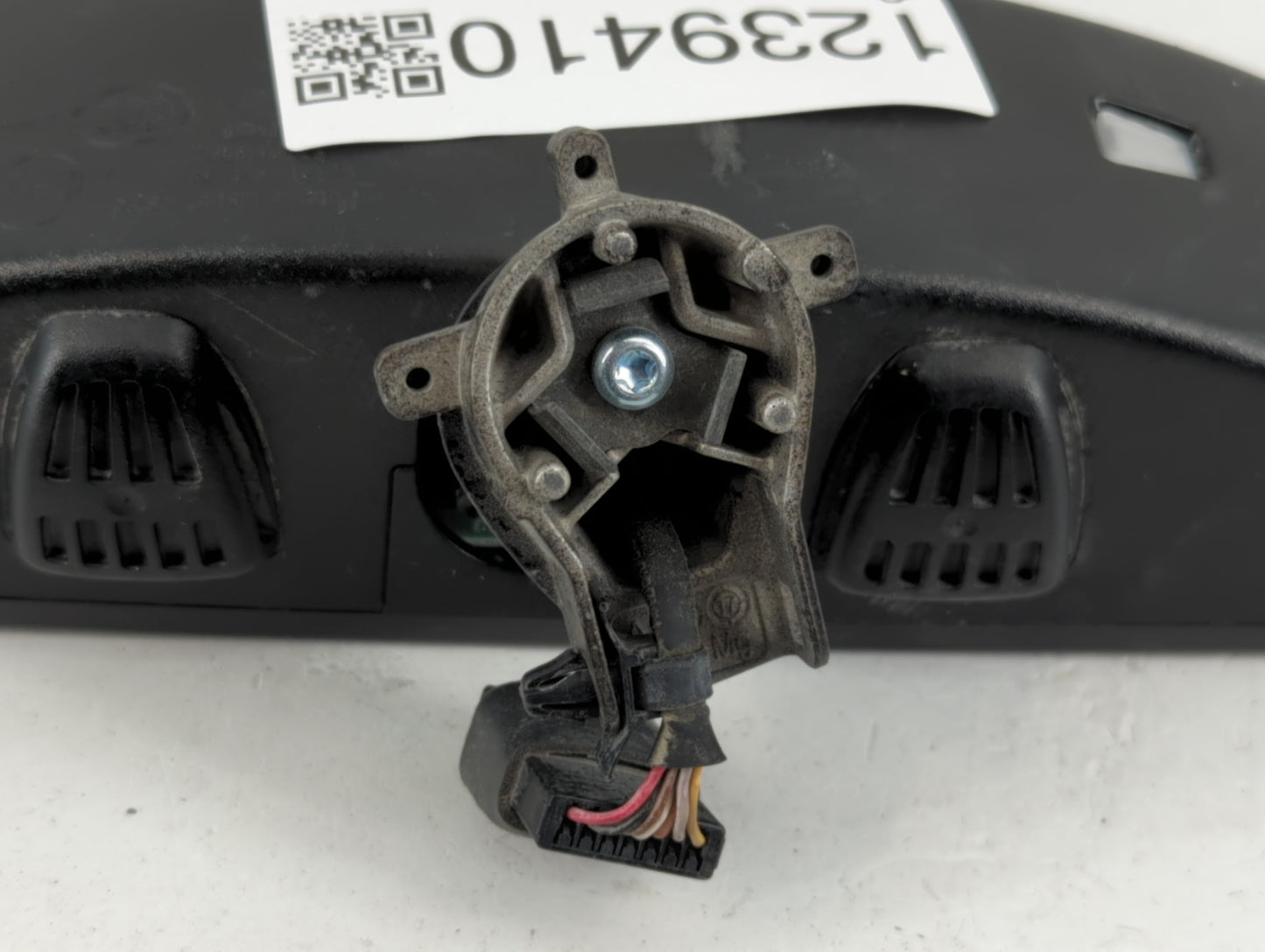 2017 Dodge Journey Interior Rear View Mirror Replacement OEM P/N:E11026542 Fits OEM Used Auto Parts - Oemusedautoparts1.com